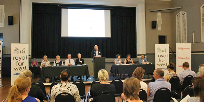 Panellists and attendees at the Gunnedah Town Hall meeting