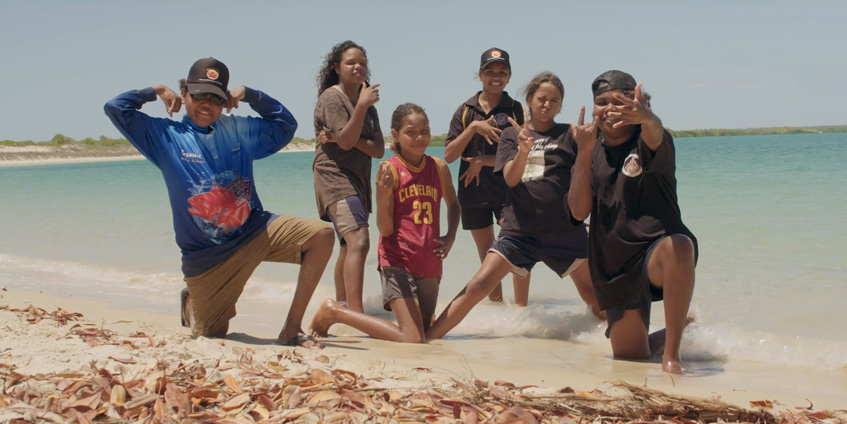 Kids from HipHop2SToP video