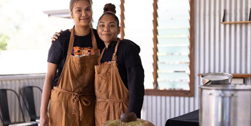 Kianaha Quinn and Tamara Stewart, Bush Balm staff [Image: KWPX, Tourism NT]