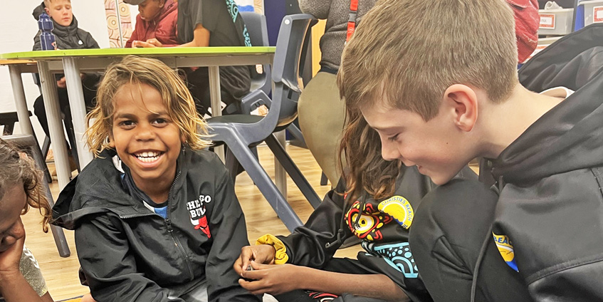 Aboriginal and non-Aboriginal kids learning tjunkajurra – together