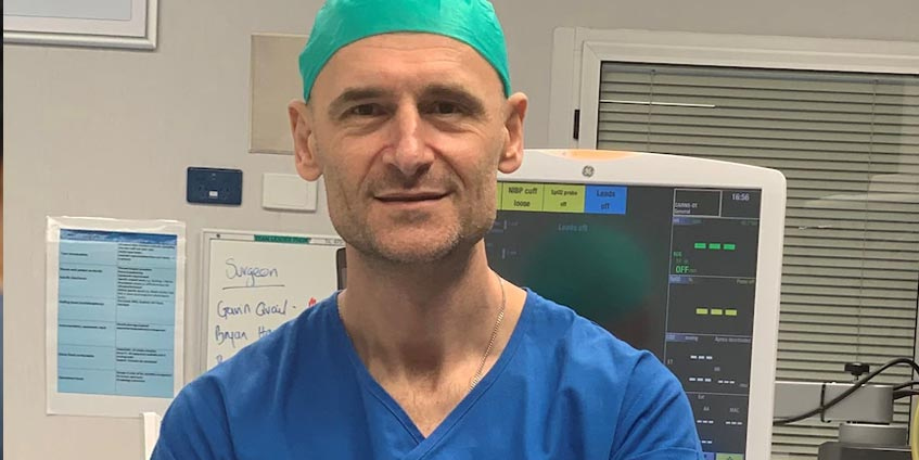 Dr Vesselin Petkov