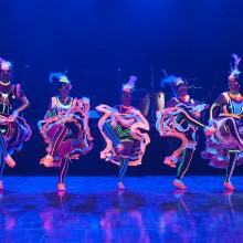 Sassy Catz’s dancing glowed!