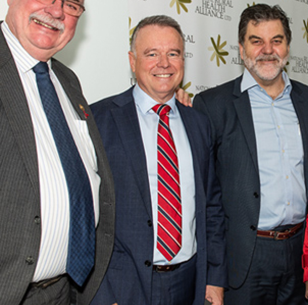 (L to R) Warren Ensch (LP, Qld), Joel Fitzgibbon (ALP, NSW), Alliance CEO Mark Diamond, Alliance Chair Tanya Lehmann, and Warren Snowden (ALP, NT) at the Parliamentary Friends of Rural and Remote Health breakfast