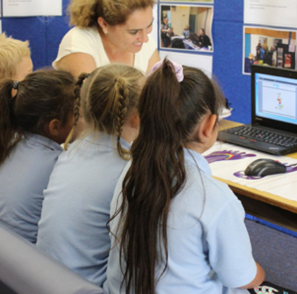 Children in a group Royal Far West Telehealth session