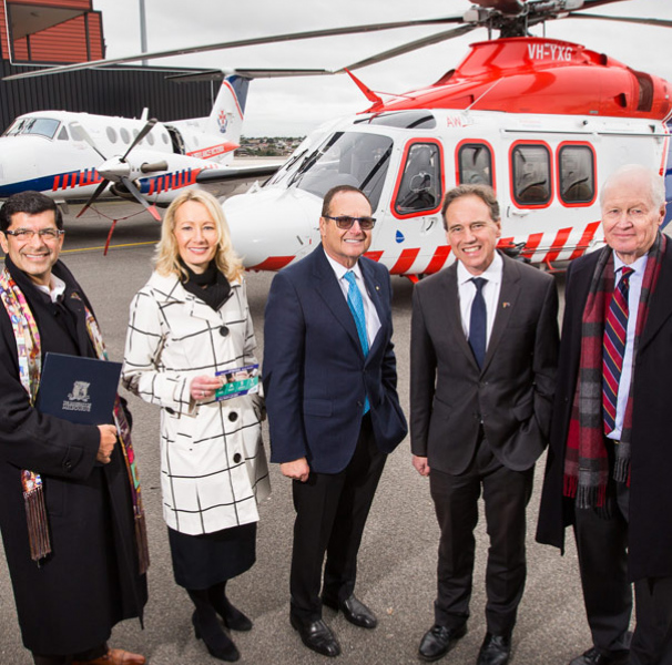 Melbourne University Prof Shitij Kapur, Stroke Foundation Chief Executive Officer Sharon McGowan, Professor Stephen Davis, Health Minister Greg Hunt and Professor Geoffrey Donnan at launch of MRFF Frontier fund project. Photo credit: Peter Casamento
