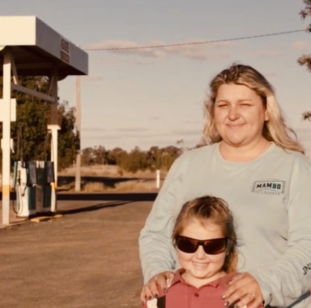 Sandy and The Gums.
