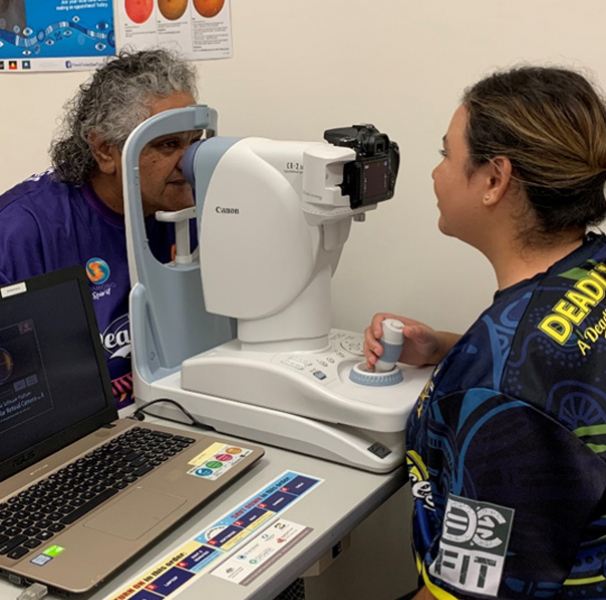 Allied health worker Taylah Baird at Mallee District Aboriginal Services, screening patients for diabetic eye disease.
