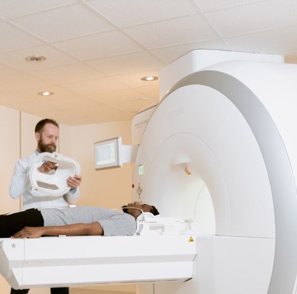 MRI scanning device