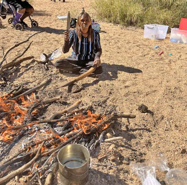 Rhonda Bob preparing roo tails (Purple House)