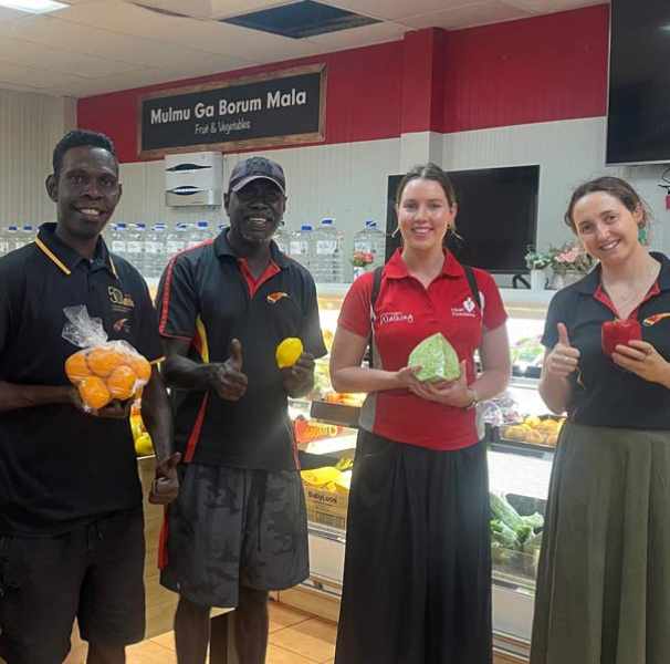 Employees from the retail store in Galiwin’ku meet with ALPA and Heart Foundation staff. 